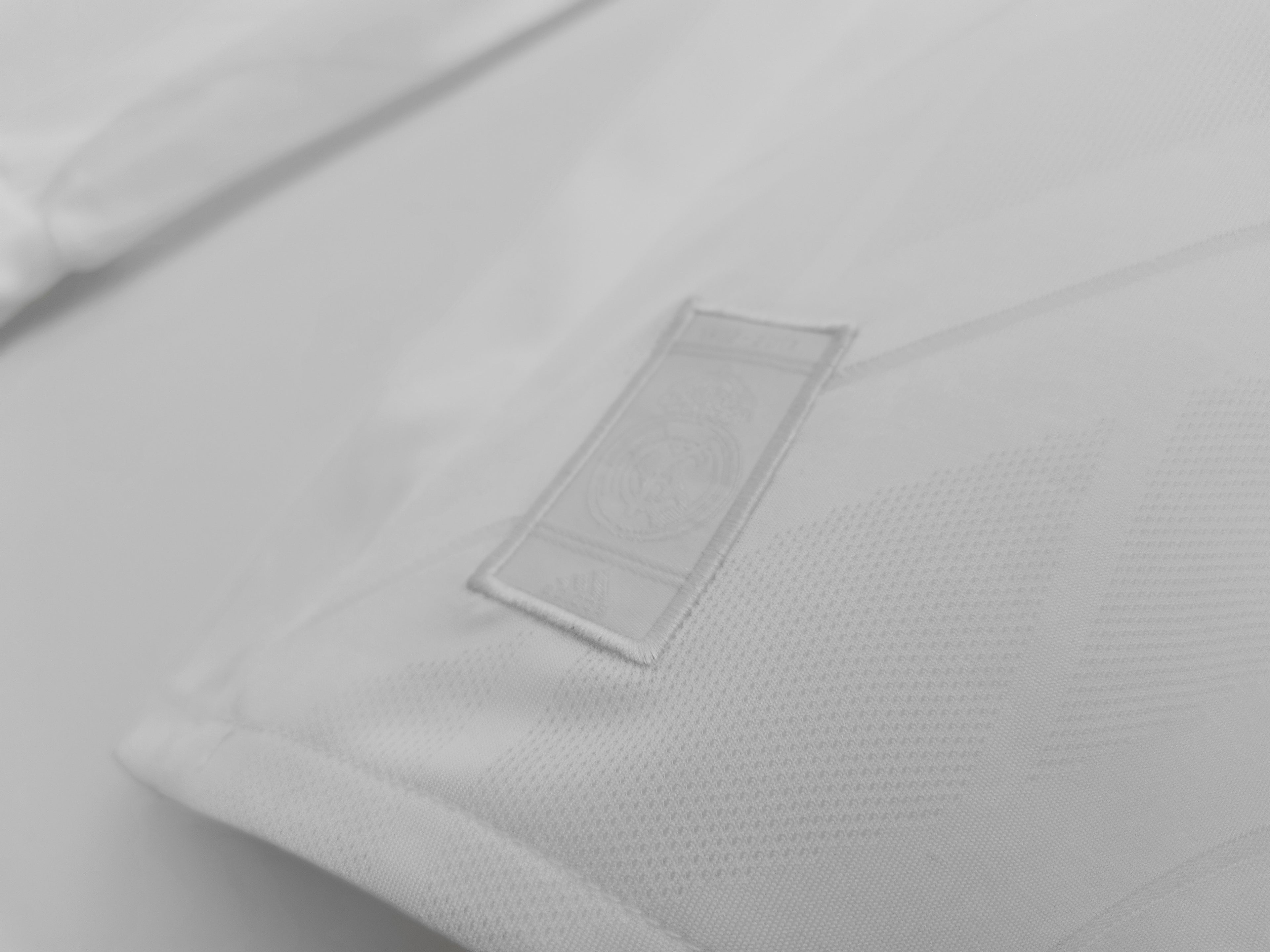 Real Madrid 17/18 Local