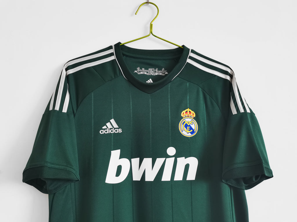 Real Madrid 12/13 Tercera equipacion