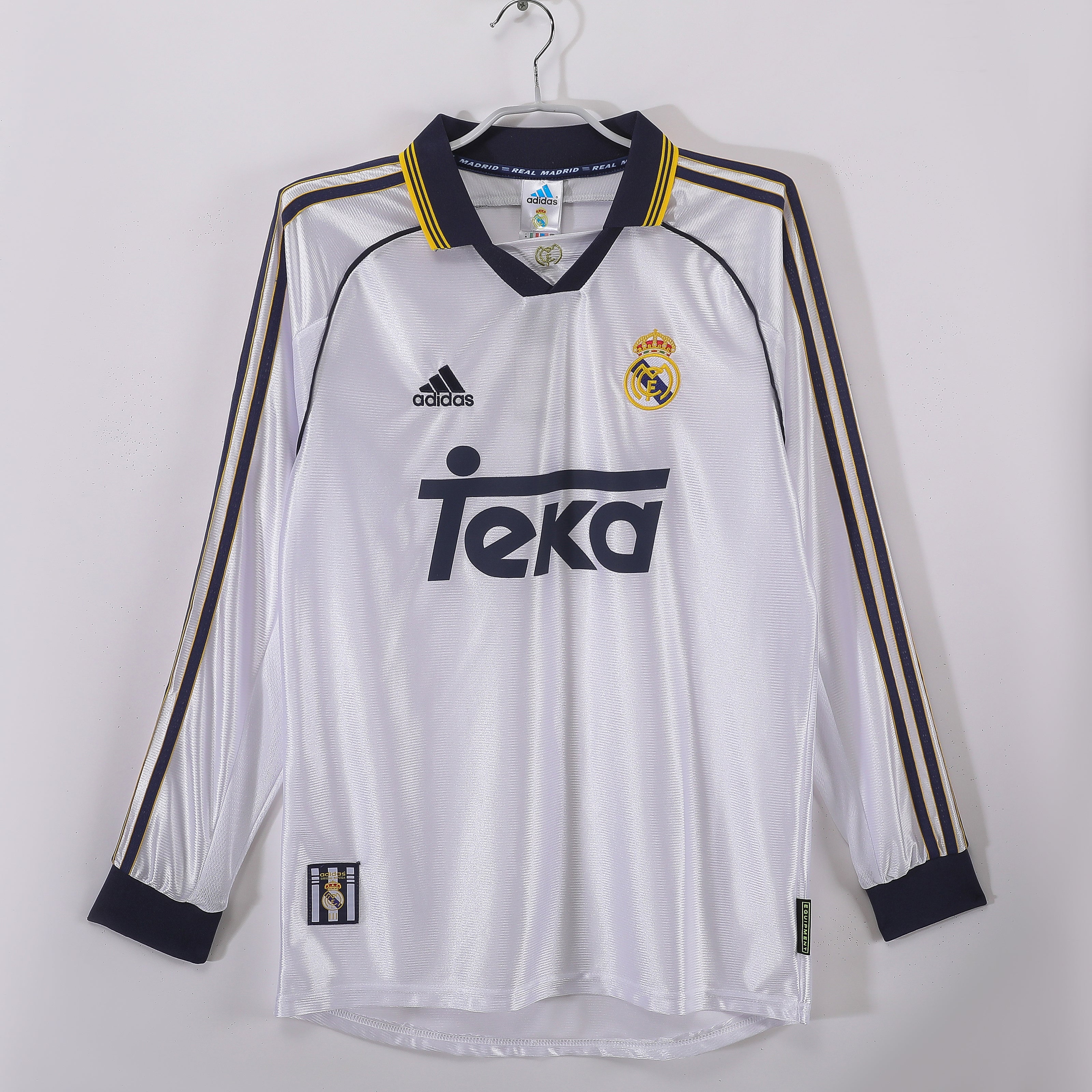 Real Madrid 99/00 Local