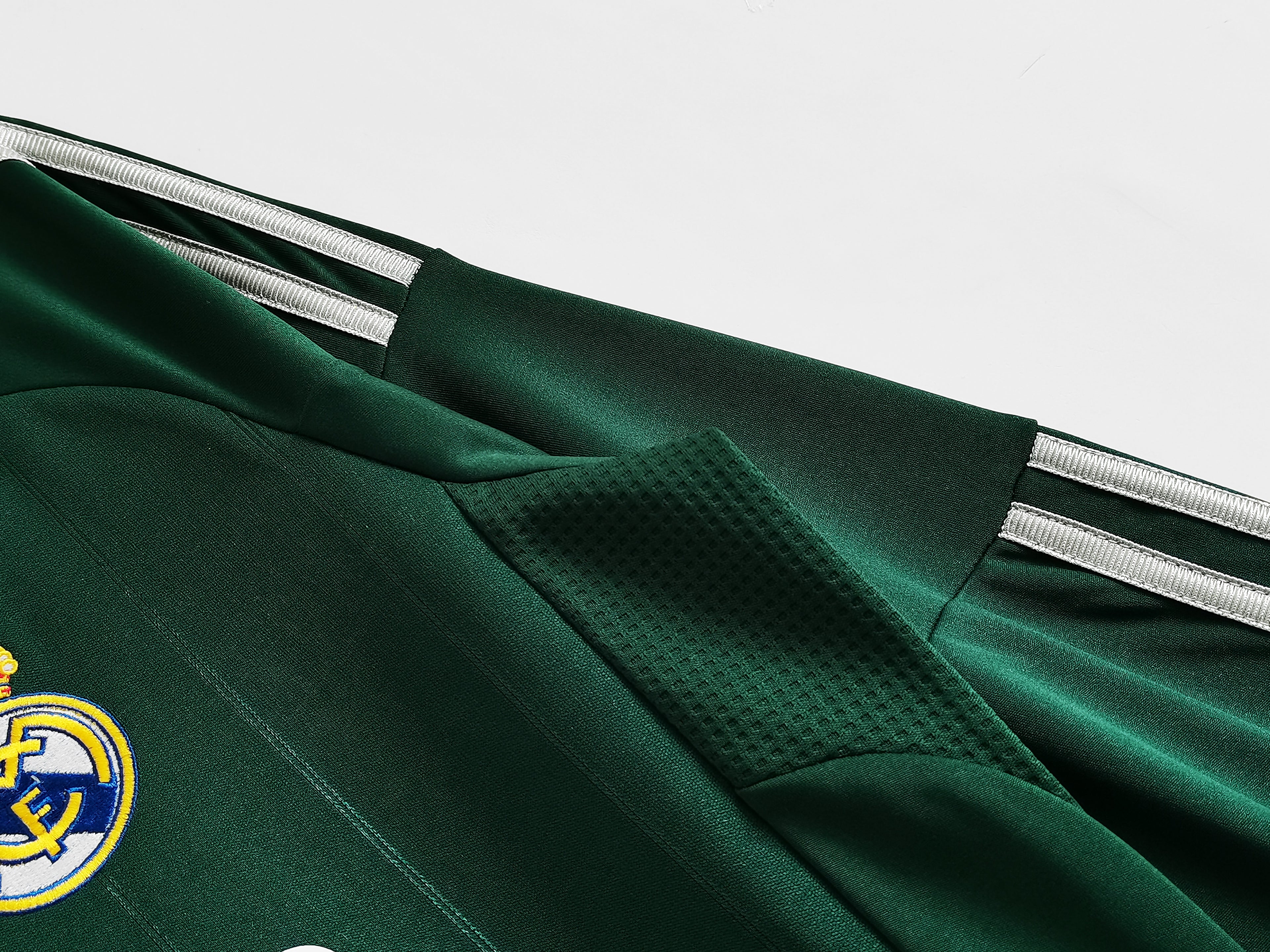 Real Madrid 12/13 Tercera equipacion