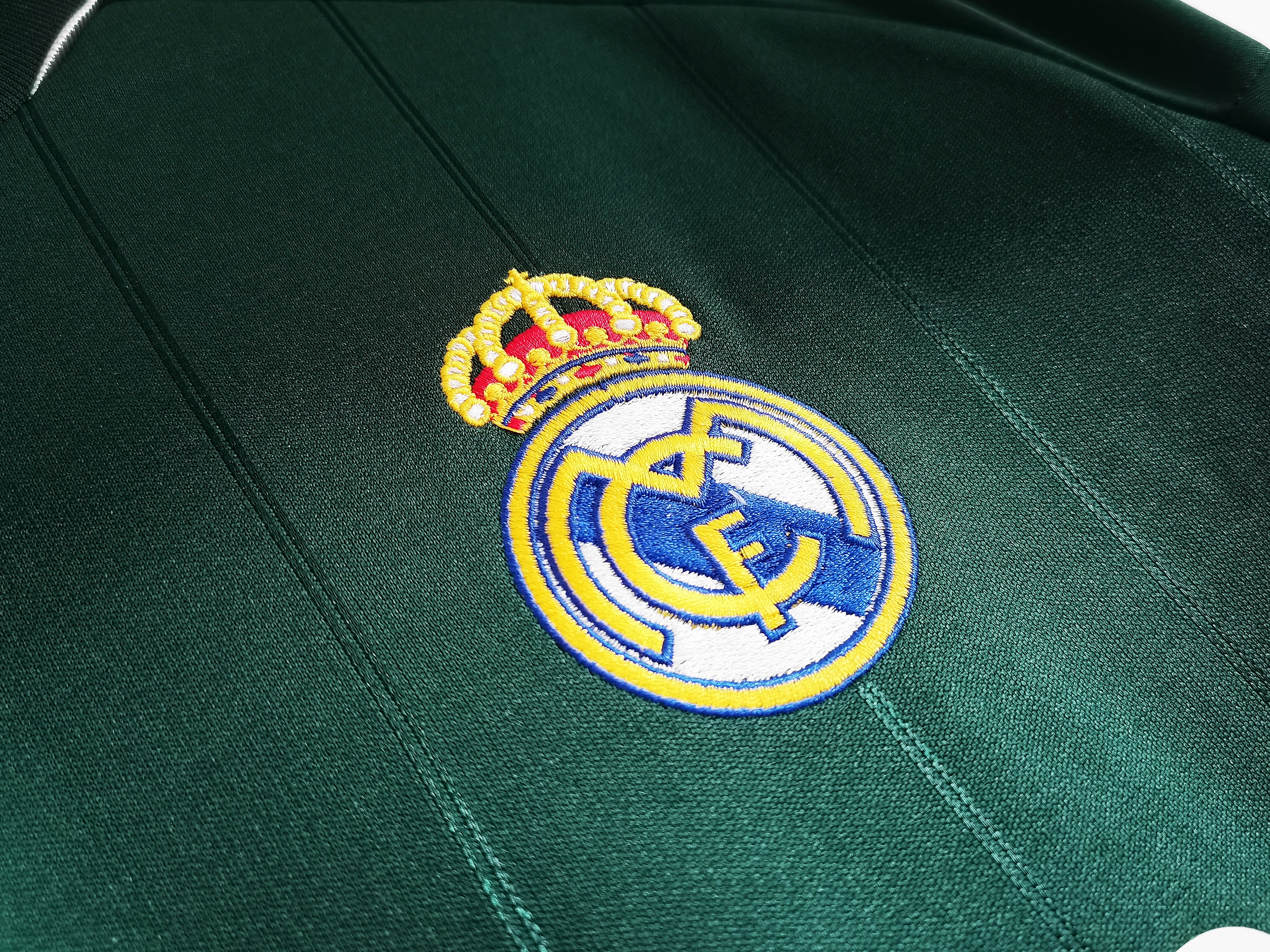 Real Madrid 12/13 Tercera equipacion