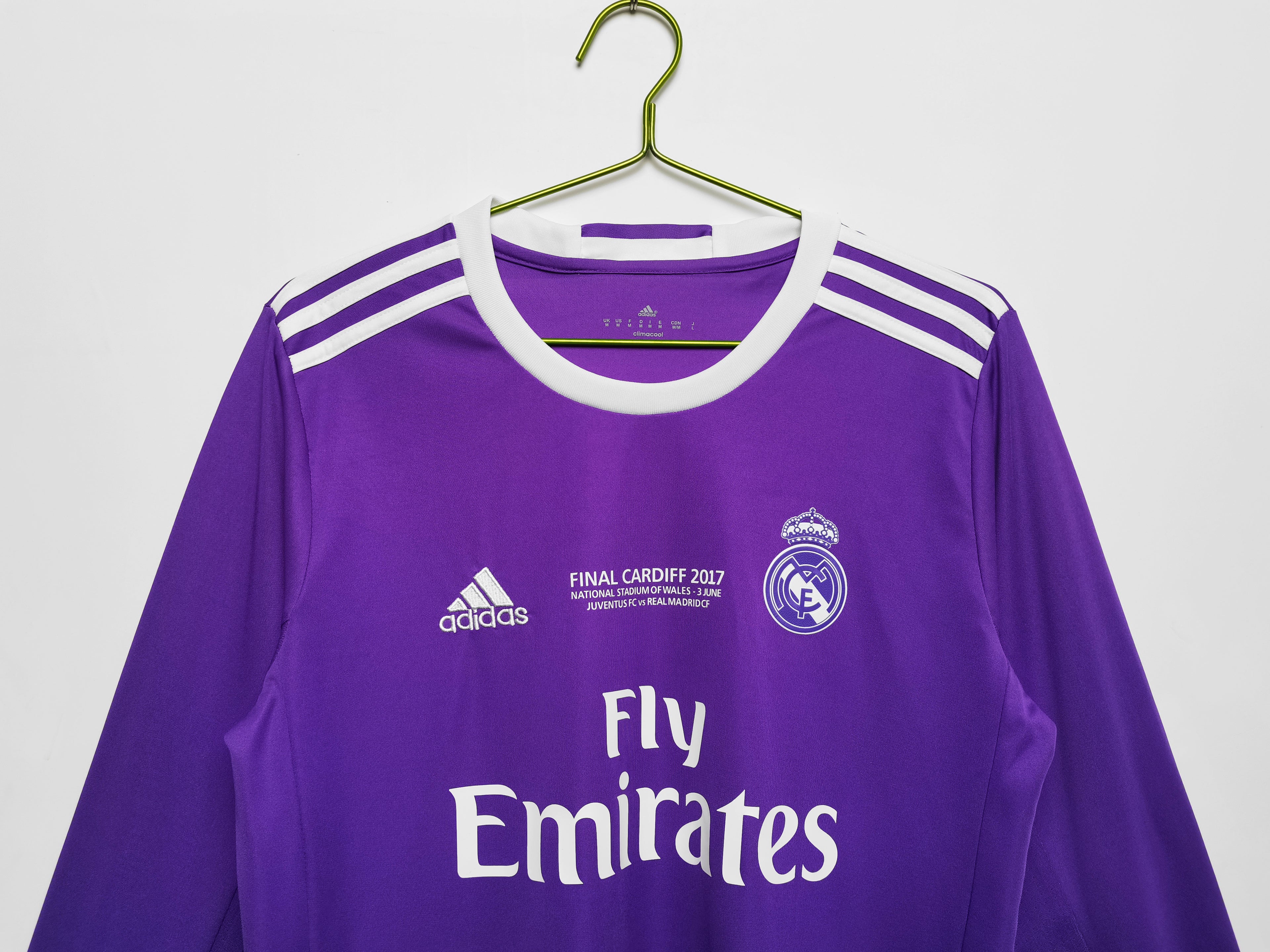 Real Madrid 16/17 Tercera equipacion