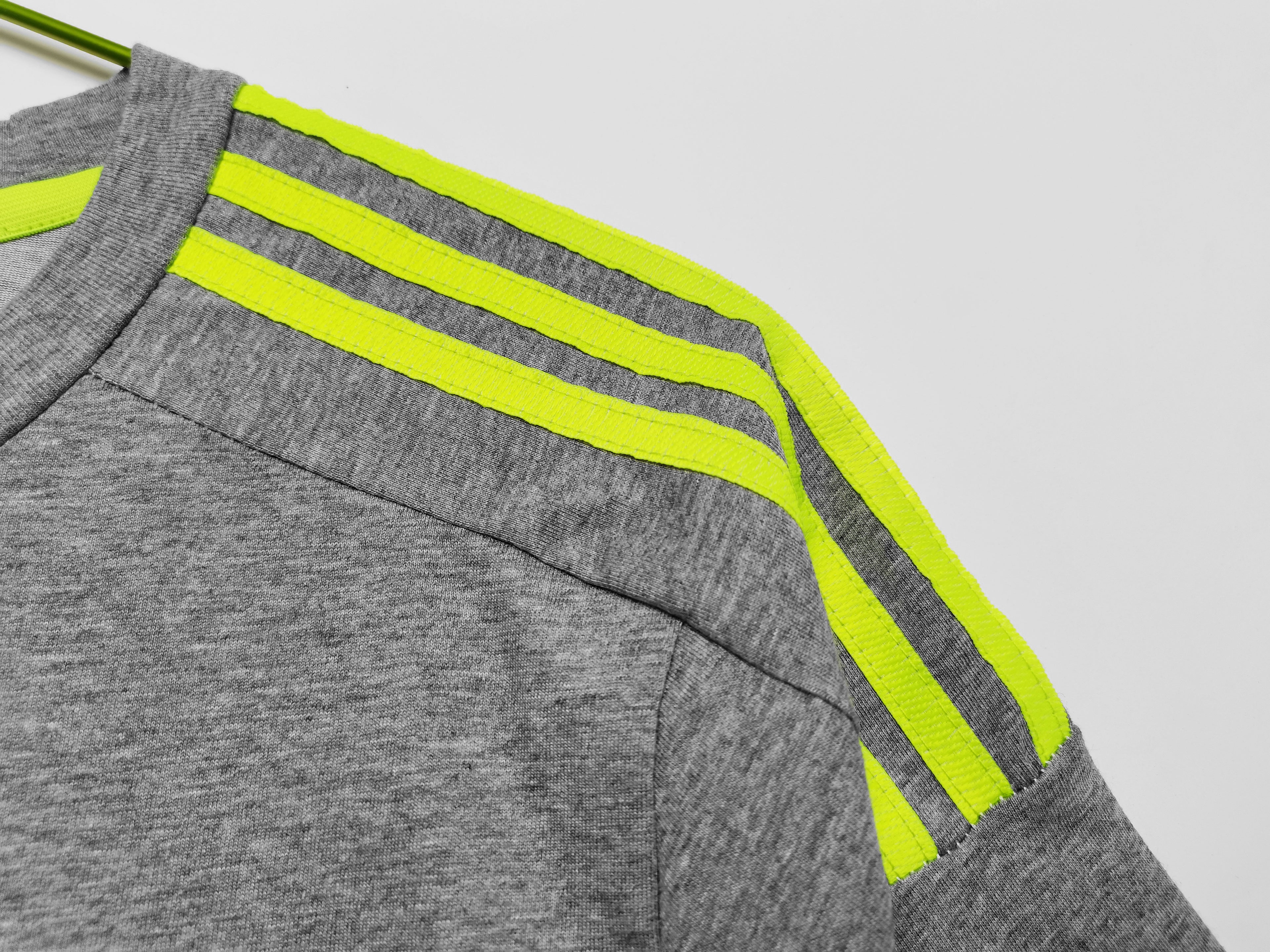 Real Madrid 15/16 Tercera equipacion