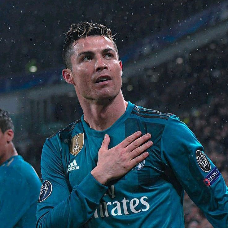Real Madrid 17/18 Tercera equipacion