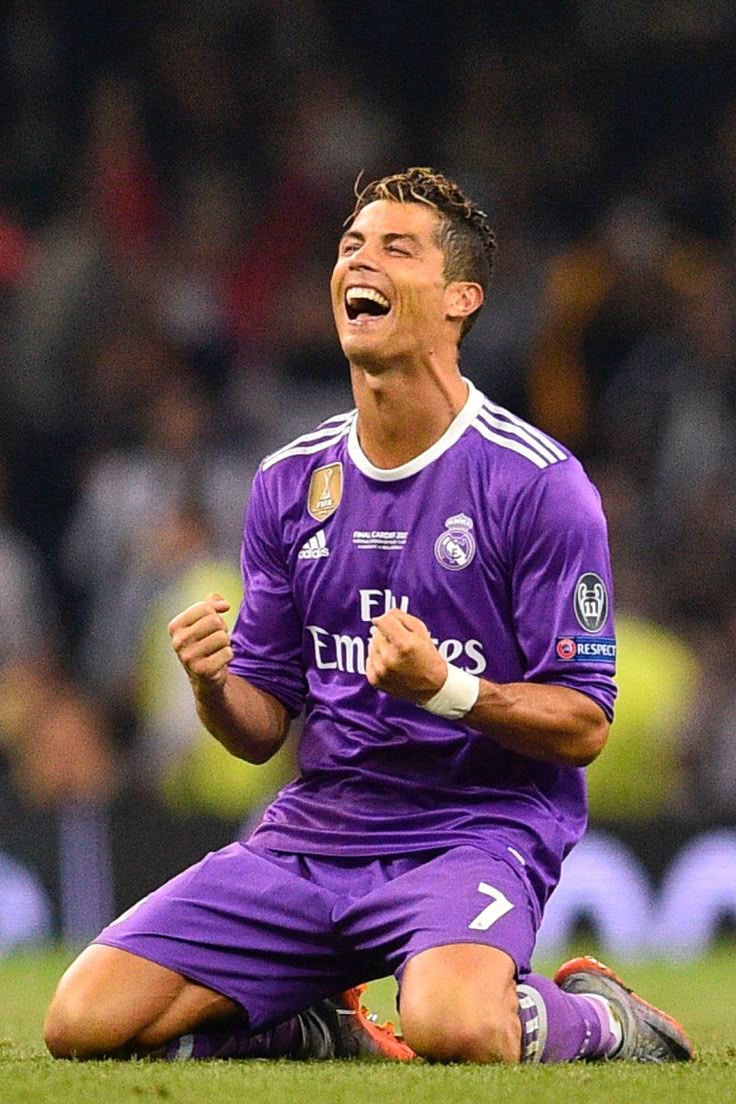 Real Madrid 16/17 Tercera equipacion