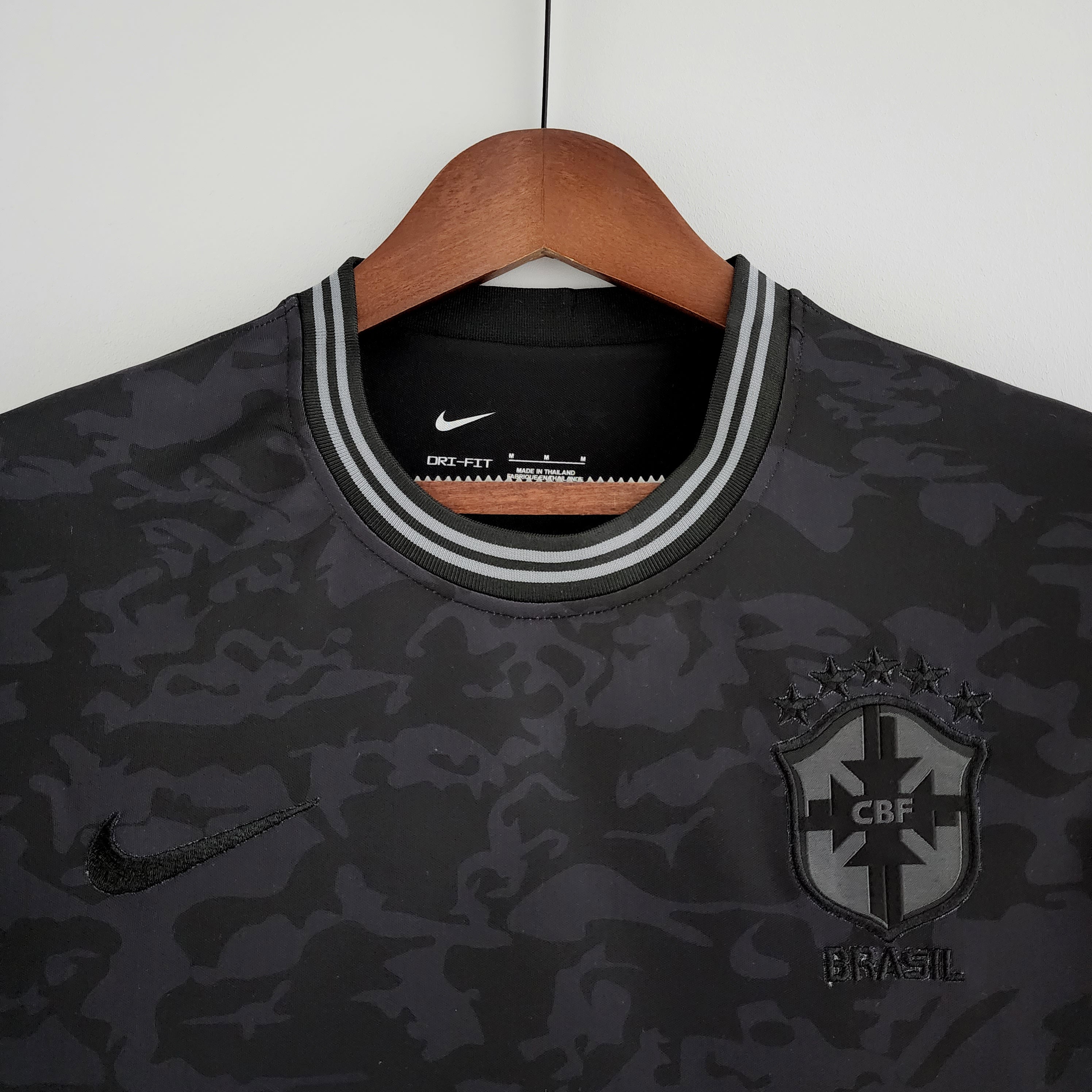 Brasil 2022 All Black