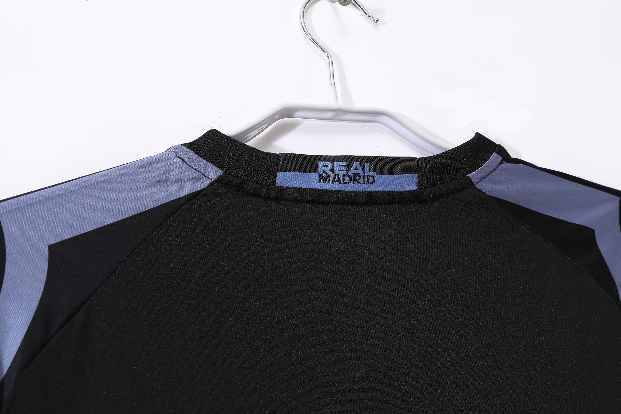 Real Madrid 16/17 Visitante