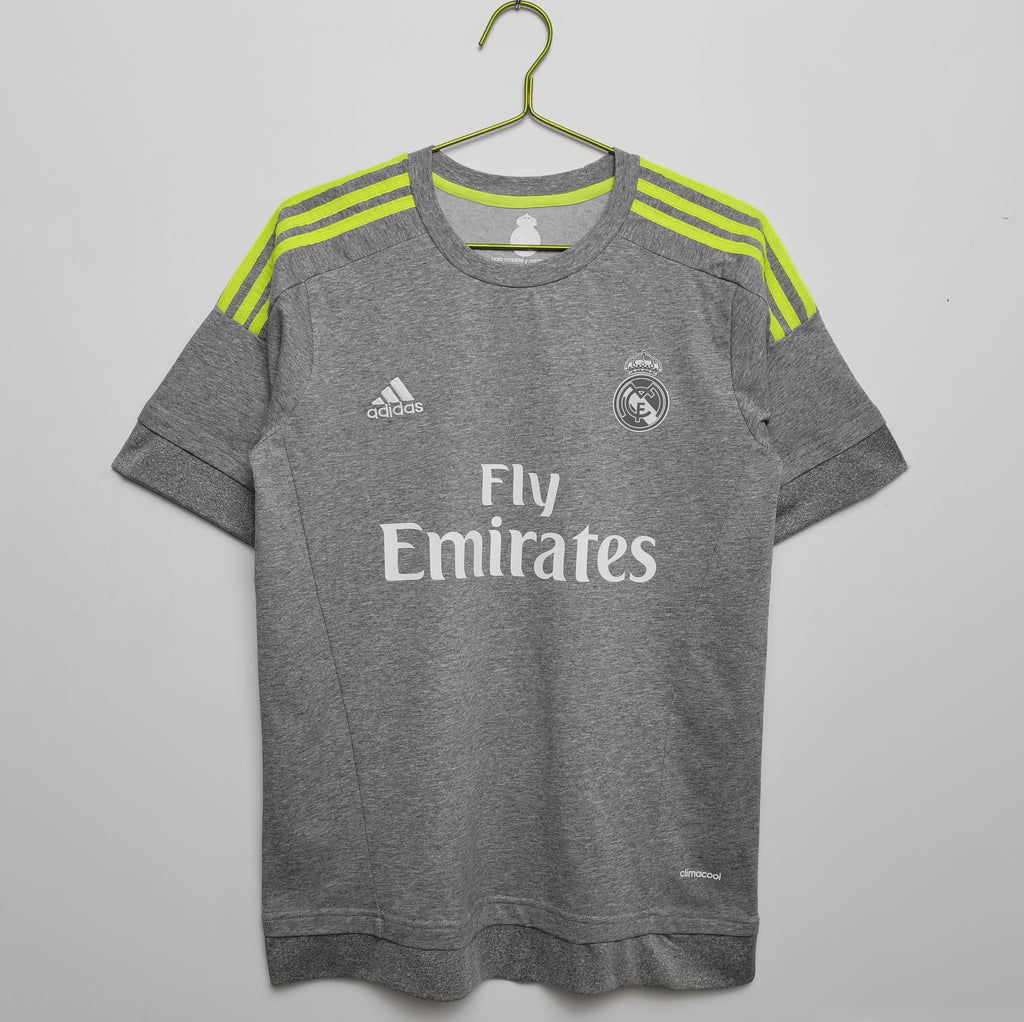 Real Madrid 15/16 Tercera equipacion