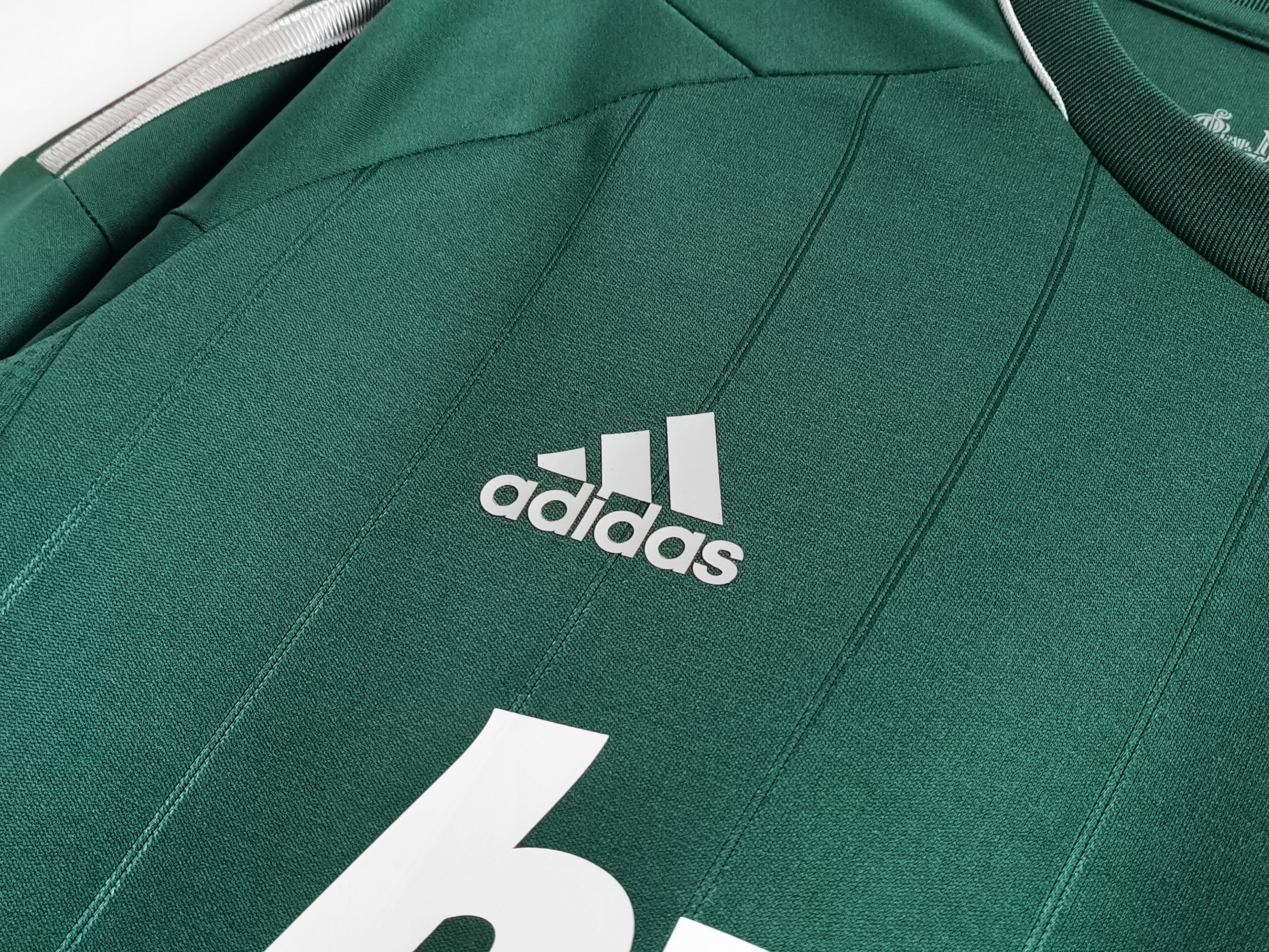 Real Madrid 12/13 Tercera equipacion