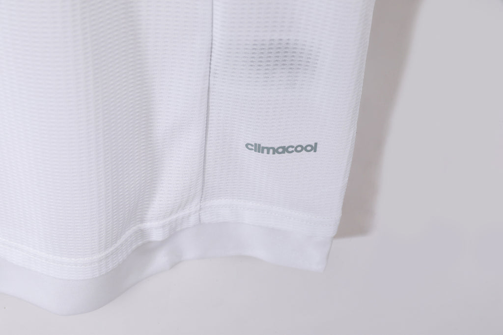 Real Madrid 15/16 Local